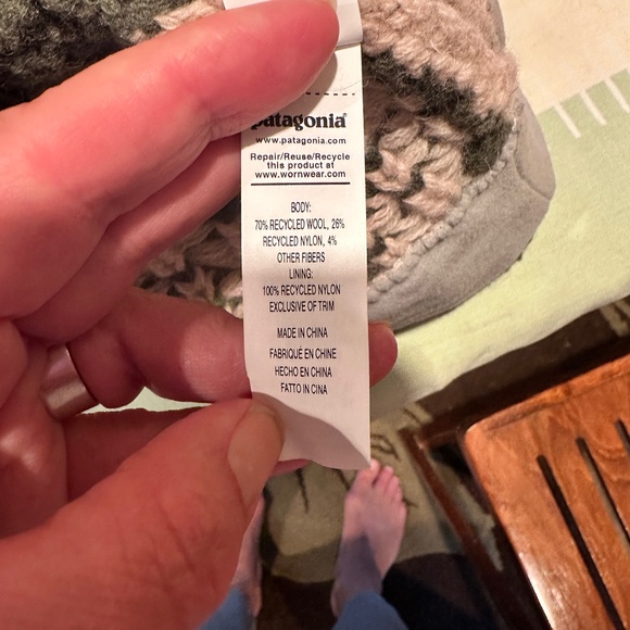 Patagonia Snowbelle Beanie - Picture 5 of 6